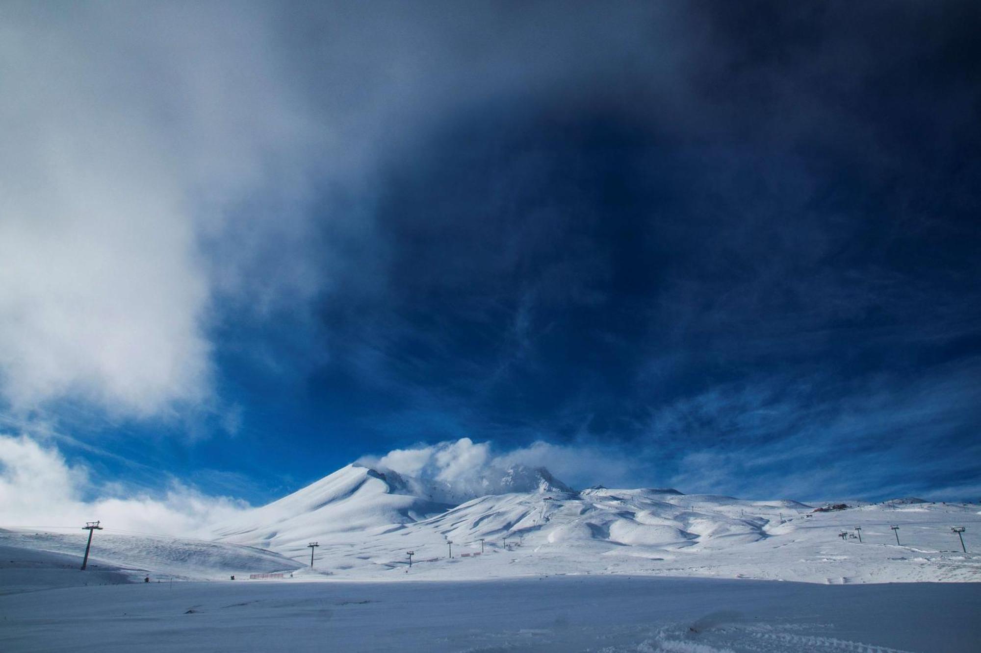 Radisson Blu Hotel, Mount Erciyes エクステリア 写真